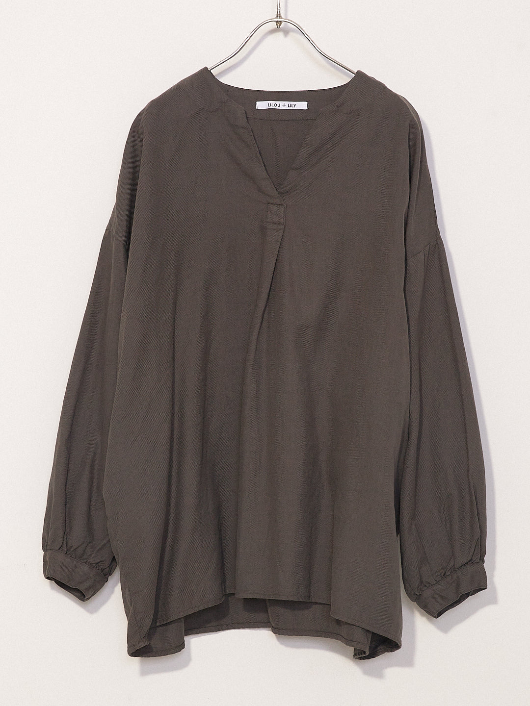 LILOU+LILY COTTON/WOOL GARMENT DYED KEY NECK BLOUSES 2407YJ-1001