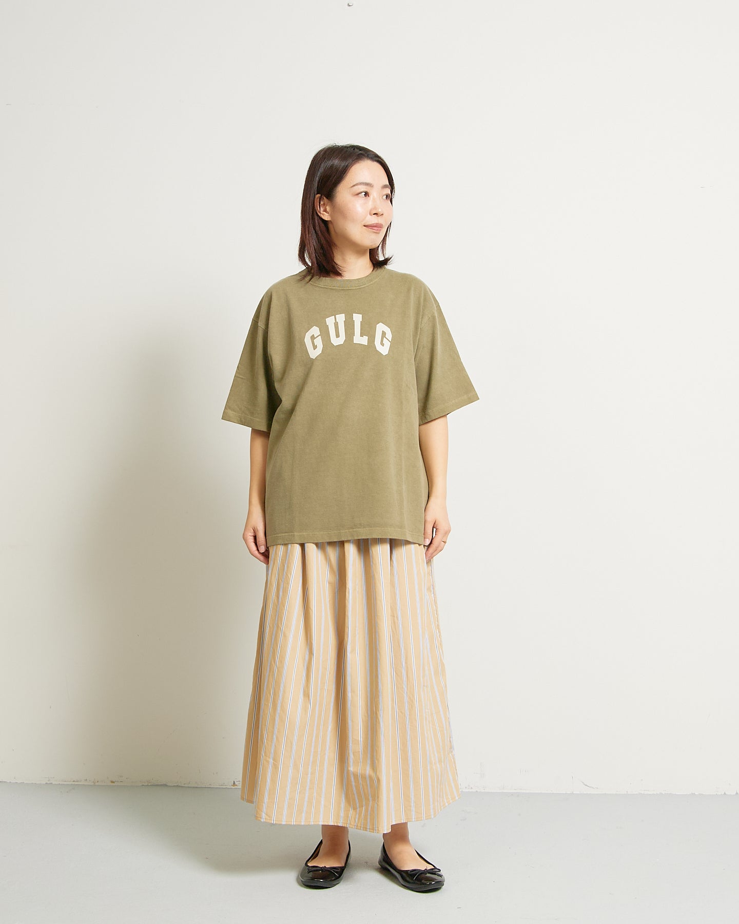 ALL HOURS 6OZ MIDI WEGHT GARMENT DYED "GLUG" AMAH0716