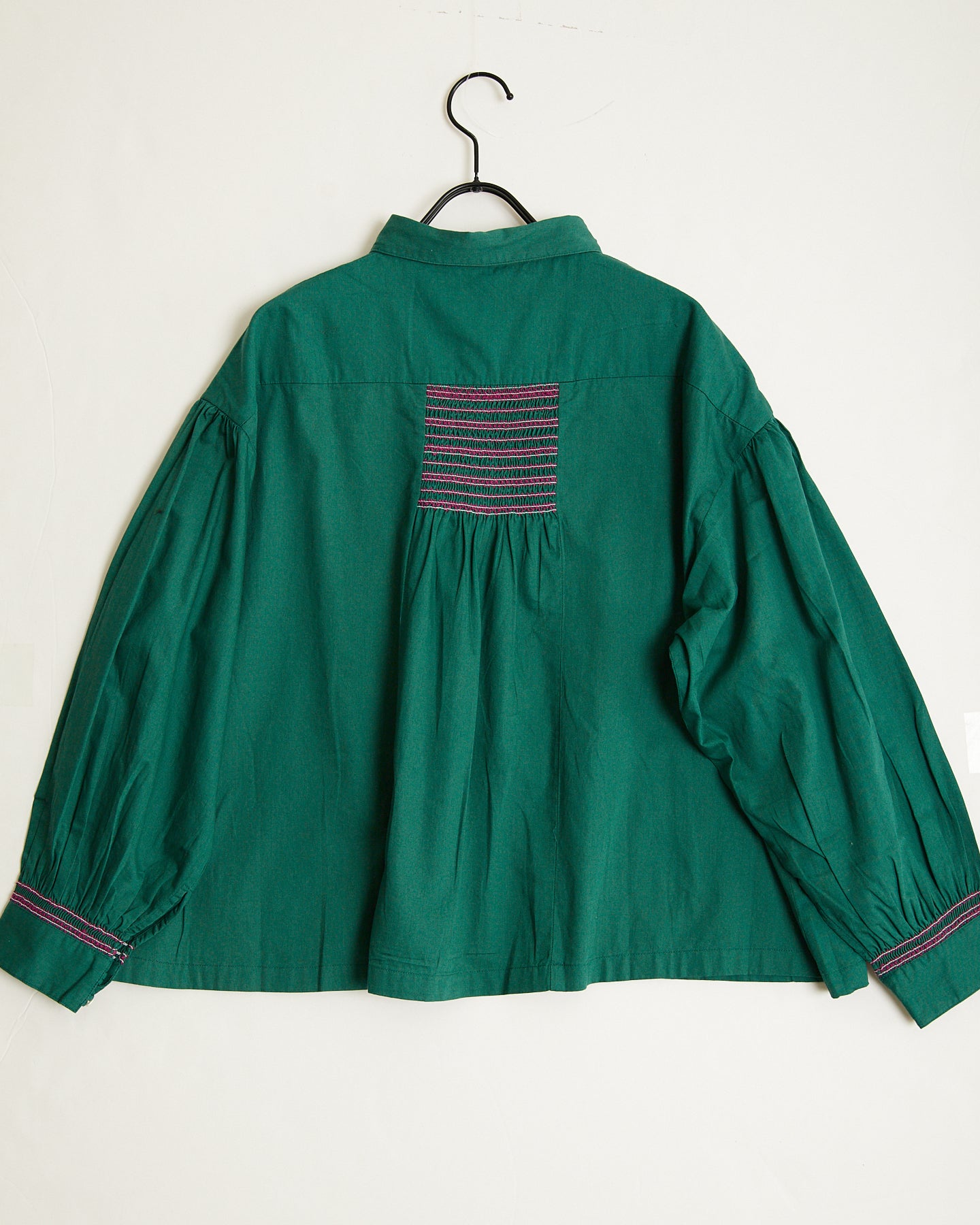 A VIEW FROM HERE FAIRTRADE COTTON × SMOCKING REGULER SHIRTS SJI-22061101