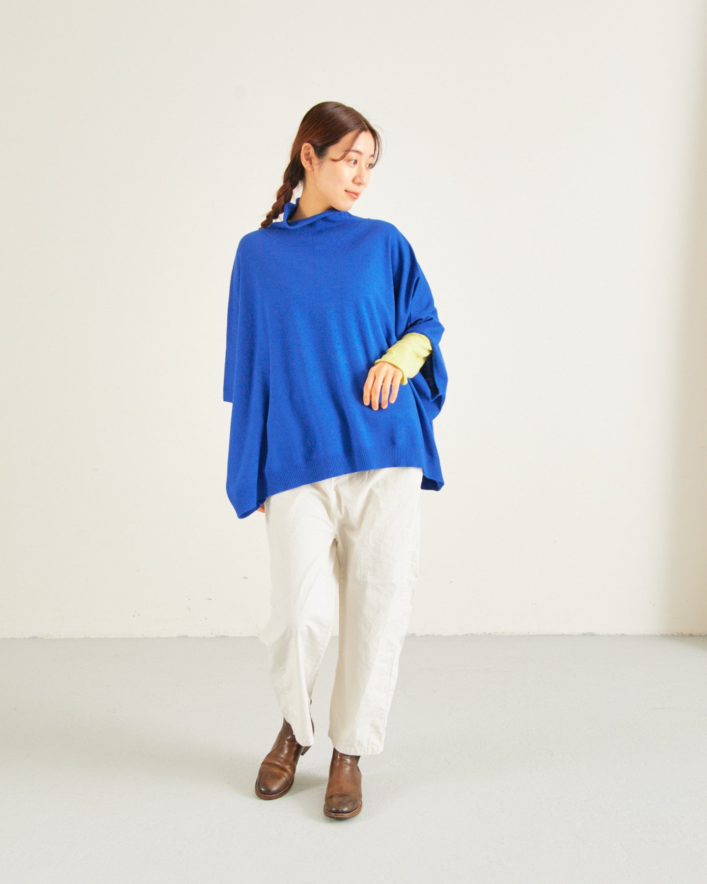 LILOU+LILY HIGHT GAUGE KNIT BOTTLE NECK CAPE 2403YO-0817-1