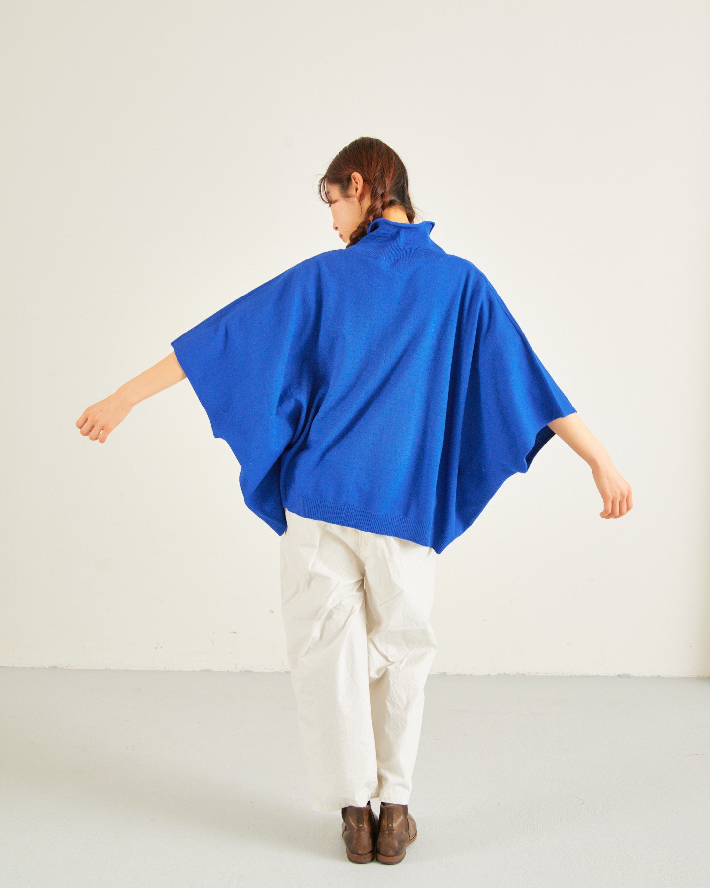 LILOU+LILY HIGHT GAUGE KNIT BOTTLE NECK CAPE 2403YO-0817-1