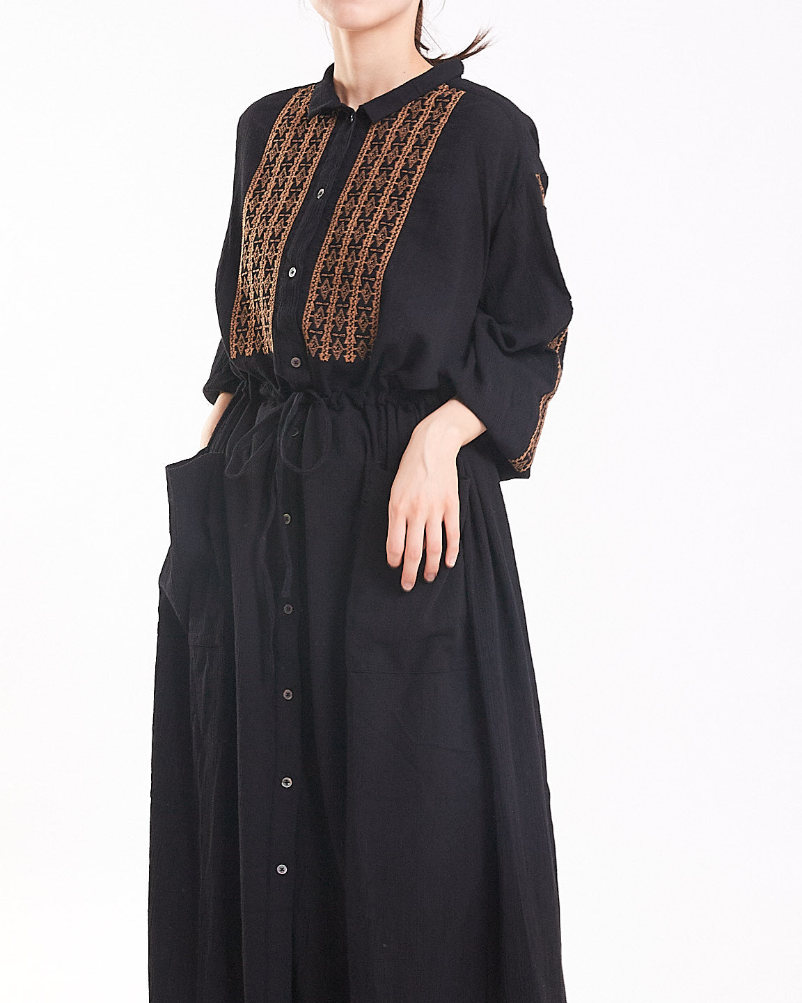A VIEW FROM HERE CRAPE EMBROIDERY ONE-PIECE DRESS SJ-24090321