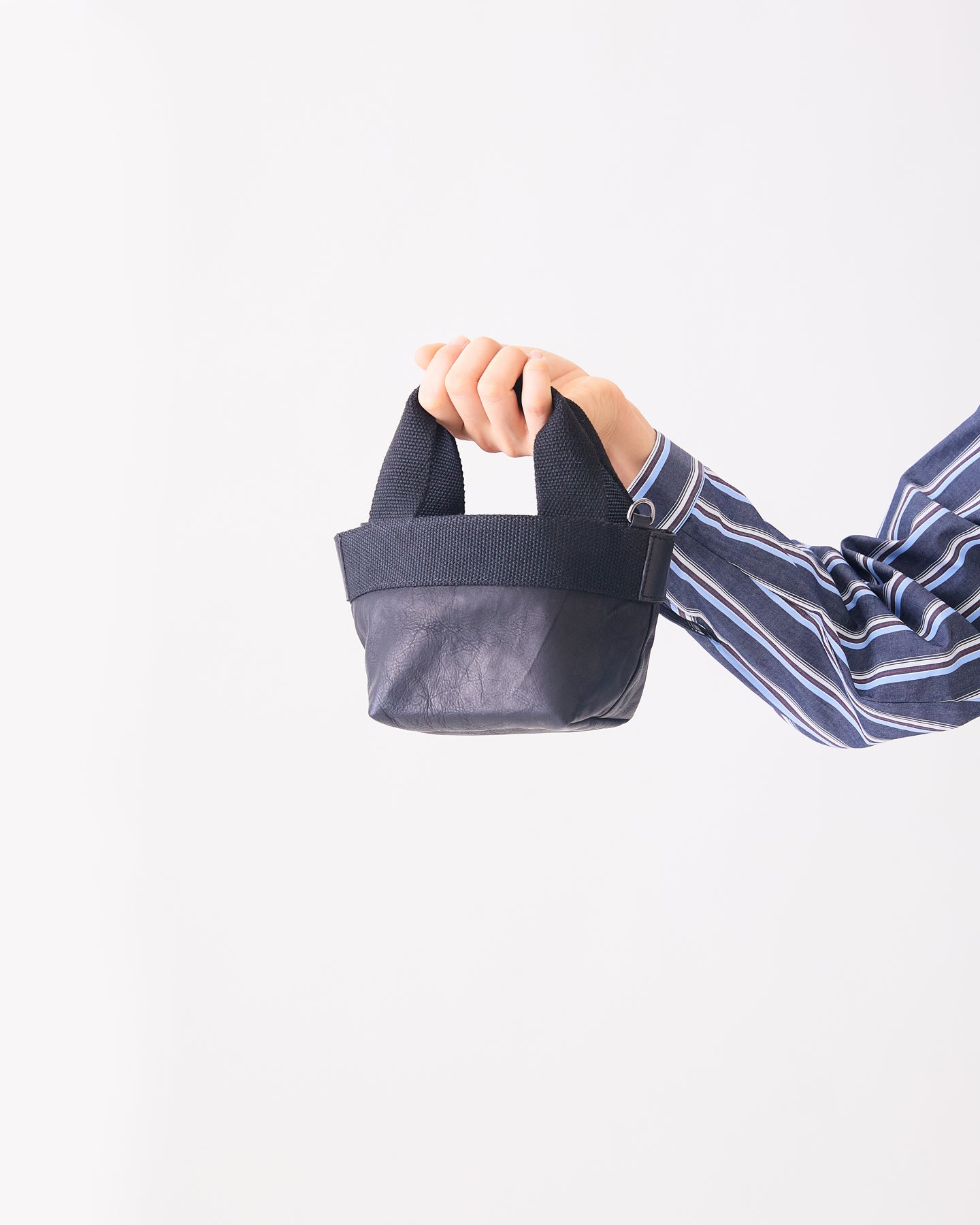 A VIEW FROM HERE MINIMUM LEATHER BAG C#1