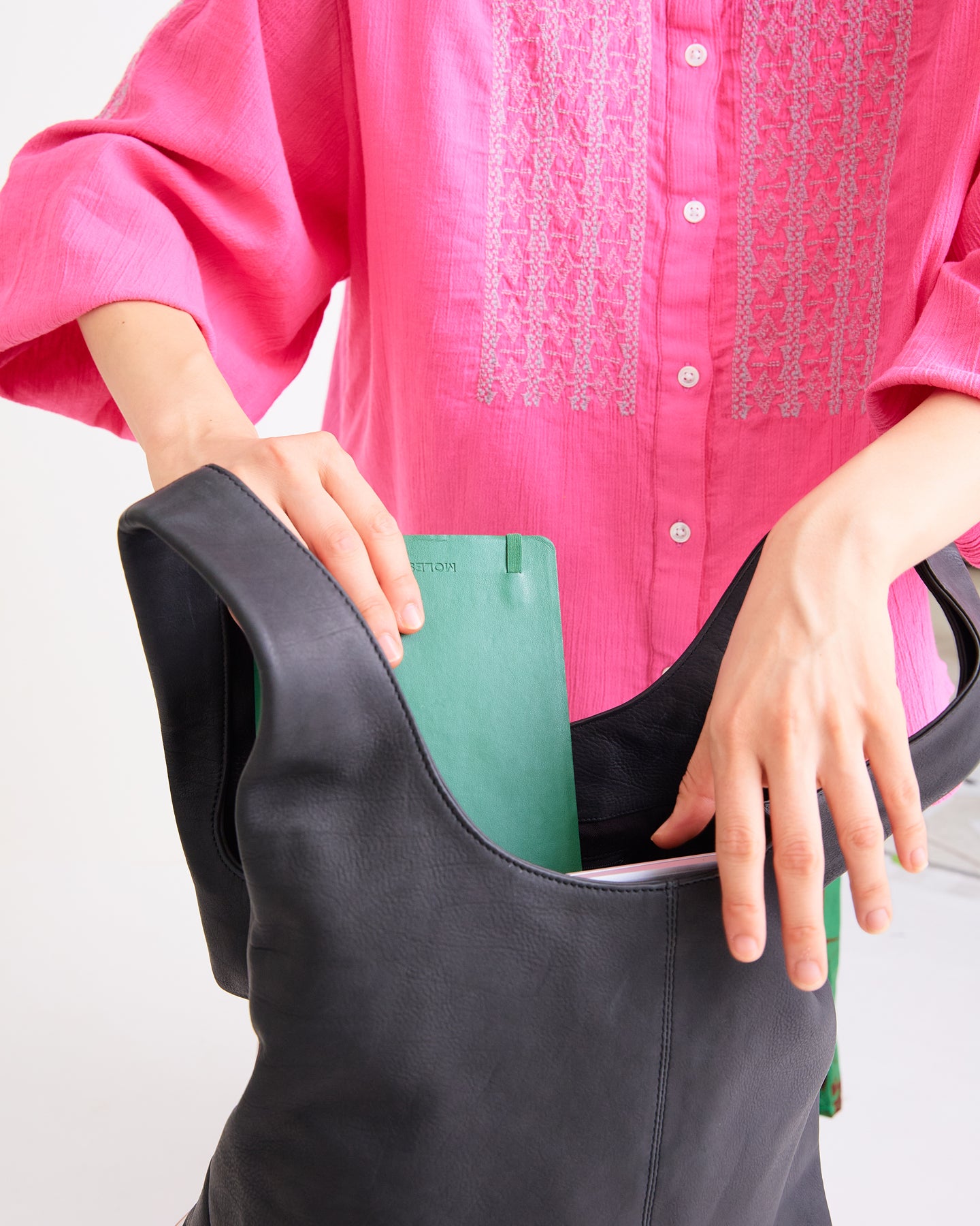A VIEW FROM HERE SHOPPER LEATHER BAG C#3