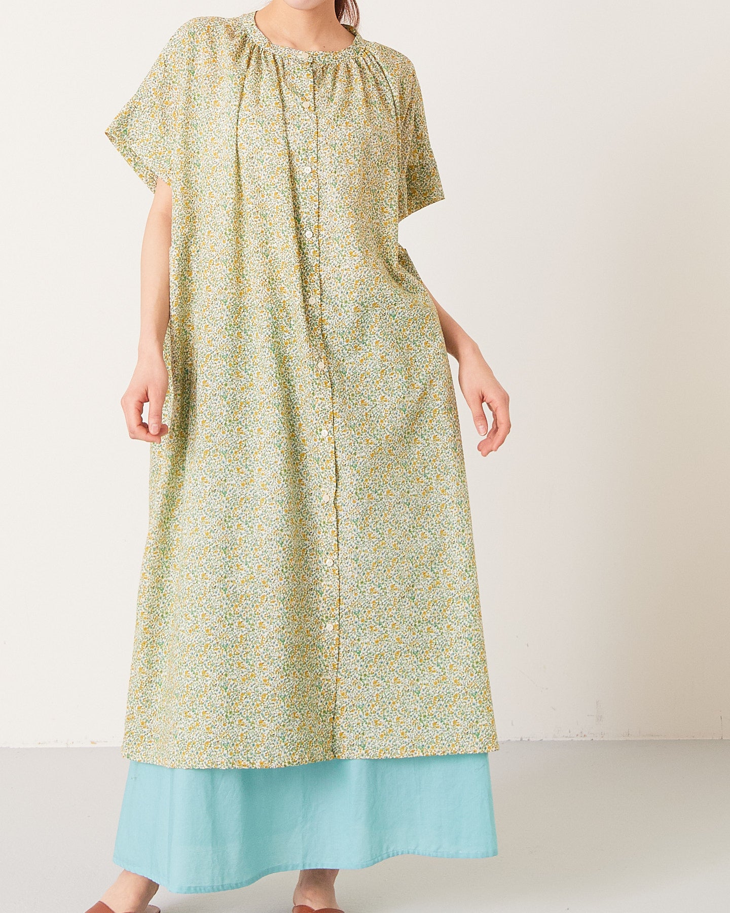 LILOU+LILY 80 LAWN FLOWER PRINT GATHER ONE-PIECE DRESS 2501FP-0411