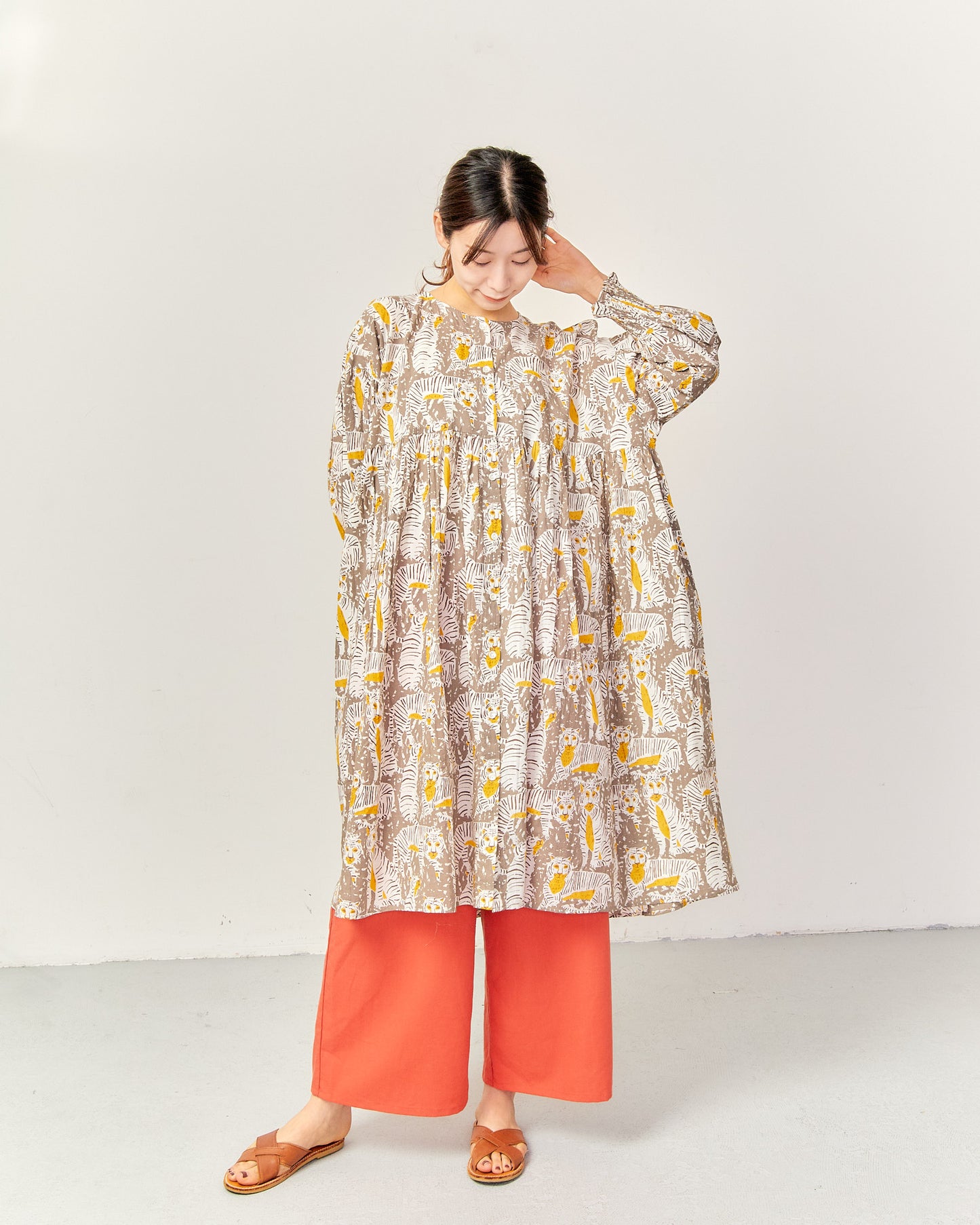 80s Voile Hand-printing Tiger  SMOCKING TUNIC 2601GH-0504/ LILOU&LILY ﾘﾙｱﾝﾄﾞﾘﾘｰ