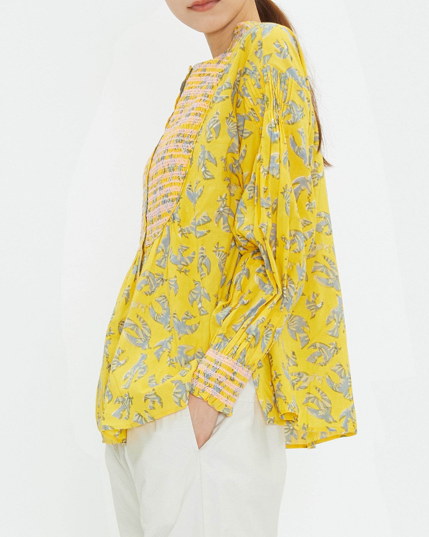 A VIEW FROM HERE BLOCK PRINT SMOCKING BLOUSES SJ-24110413
