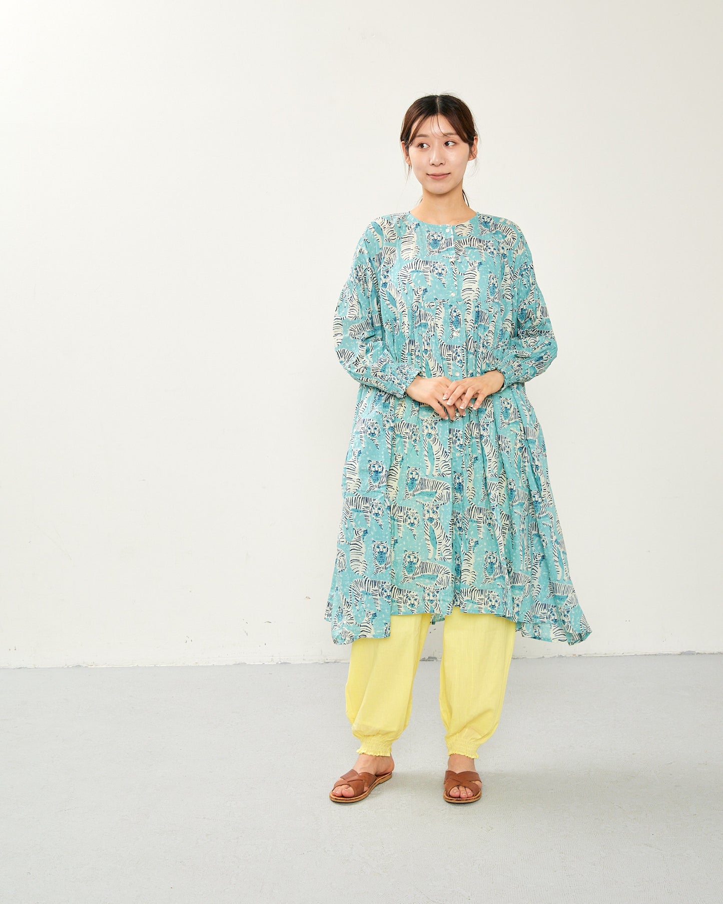 80s Voile Hand-printing Tiger  SMOCKING TUNIC 2601GH-0504/ LILOU&LILY ﾘﾙｱﾝﾄﾞﾘﾘｰ