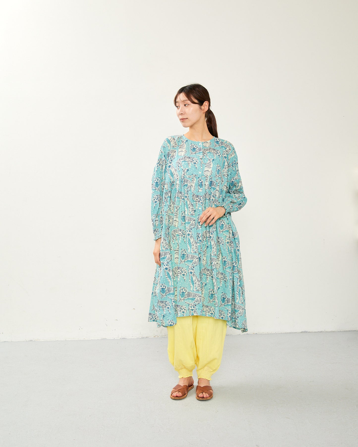 80s Voile Hand-printing Tiger  SMOCKING TUNIC 2601GH-0504/ LILOU&LILY ﾘﾙｱﾝﾄﾞﾘﾘｰ
