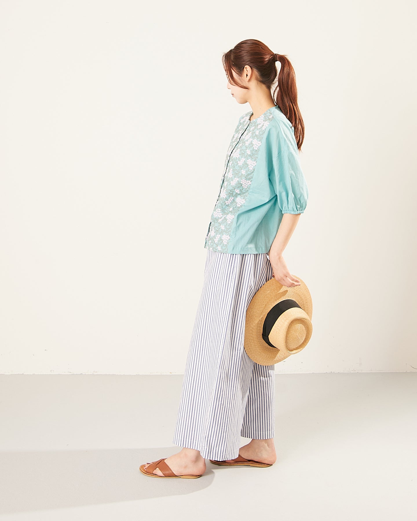 LILOU+LILY 60LAWN BOTANICAL EMBROIDERY BLOUSES 2501FP-0514